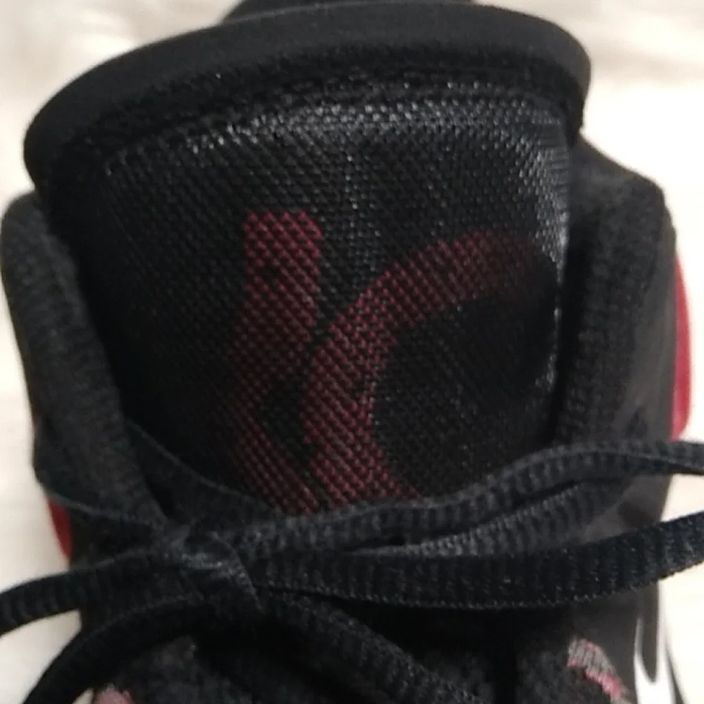 SALE! Nike KD Trey 5 Kevin Durant Shoes Sz.7.5 Gently Worn